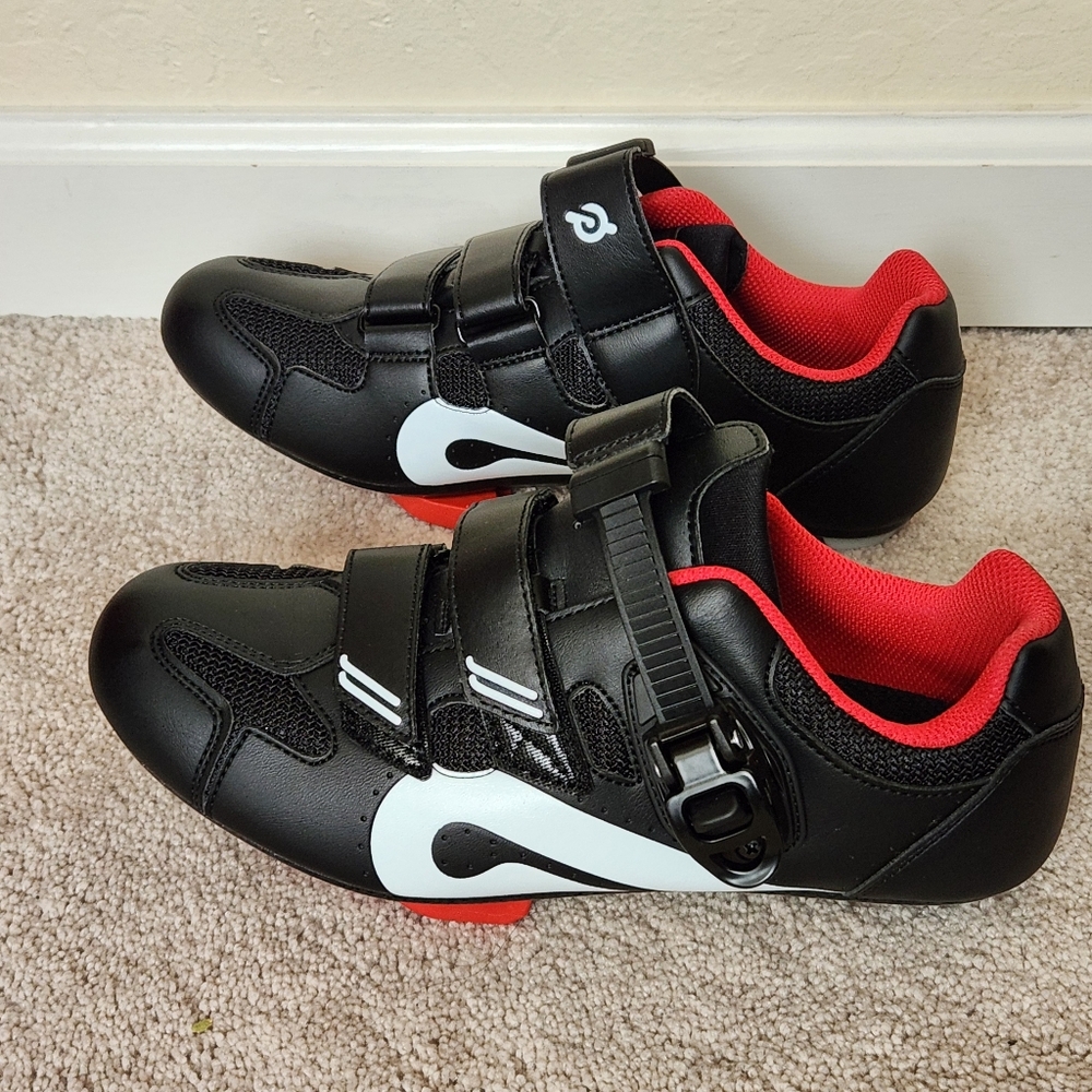 Peloon Shoes Size 39
